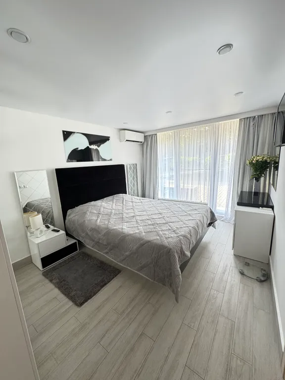 Апартамент двухуровненый в ЖК Меридиан