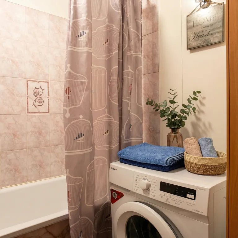 Апартамент с видом на яблоневый сад