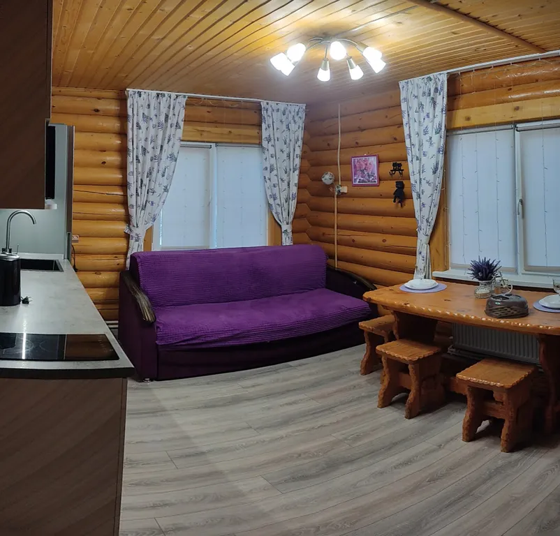 Дом Прованс в лесу