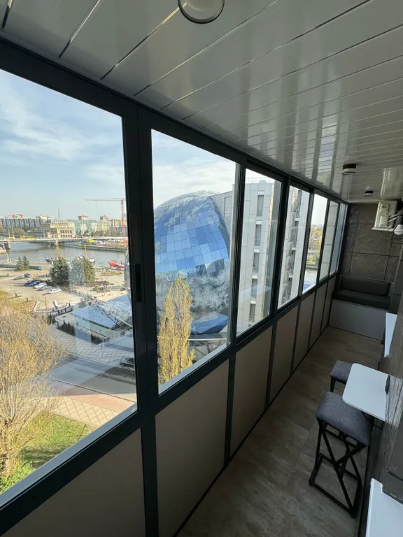 Квартира Квартира Уютная евродвушка с видом на реку Преголя и Планету Океан — Калининград