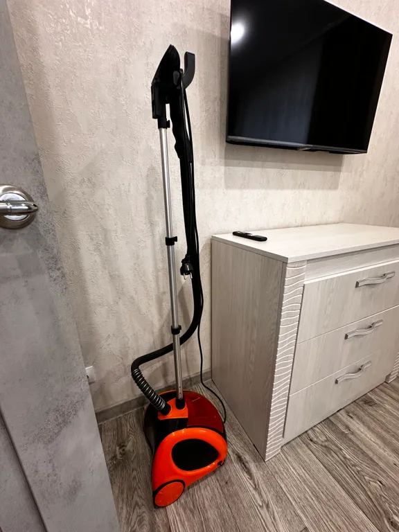 Квартира с евроремонтом в новом доме в центре города