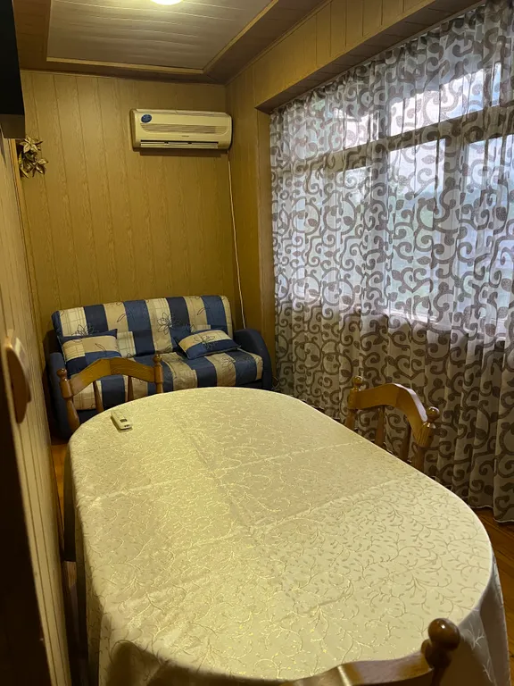 Уютная квартира — аренда посуточно в Гудаута