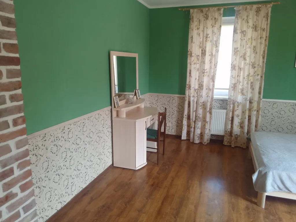 Двухуровневая квартира возле Музея янтаря, верхнего озера, в центре