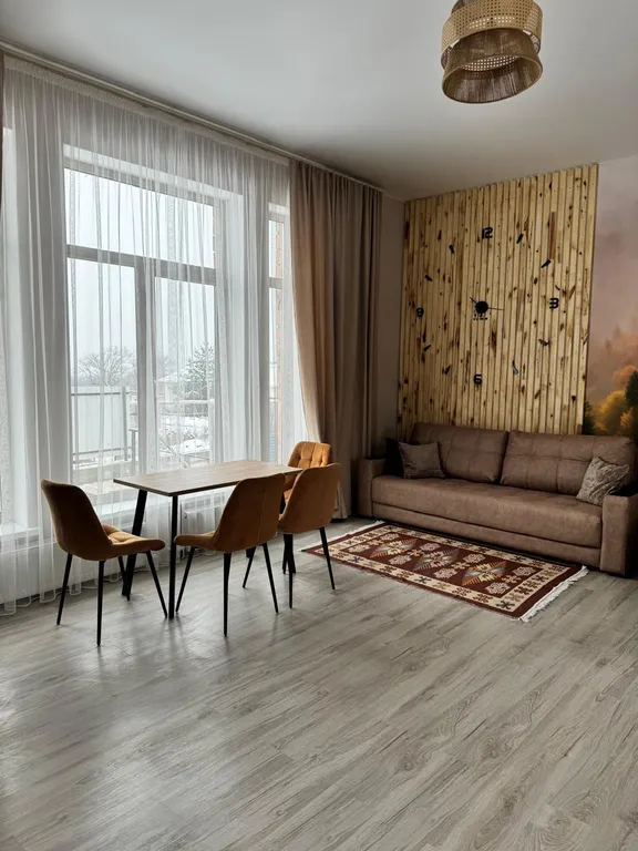 Комната с видом на горы