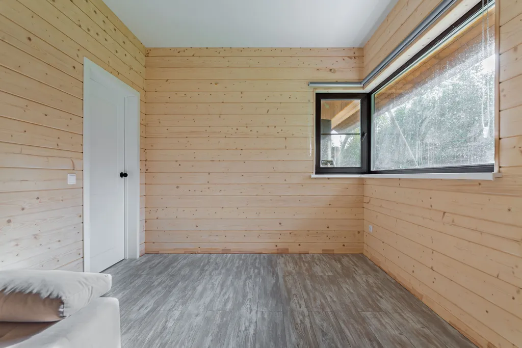 Коттедж Дом с видом на озеро в окружении леса, рядом с курортом "Игора" — Снегиревка