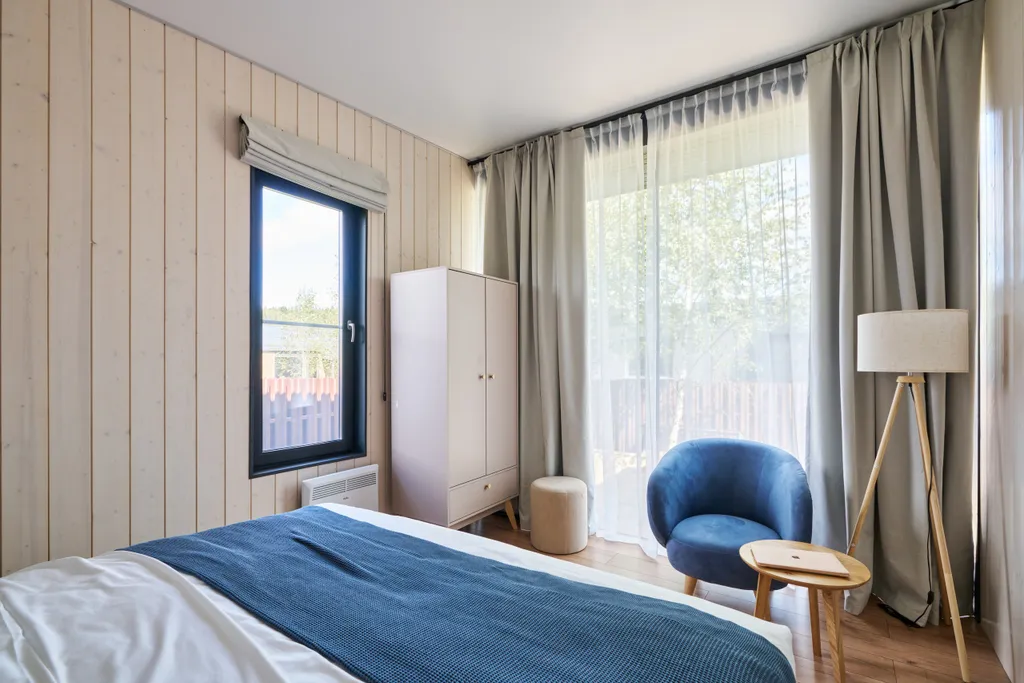 Коттедж Домик у реки в окружении сосен с камином, сауной и чаном — Семеновское