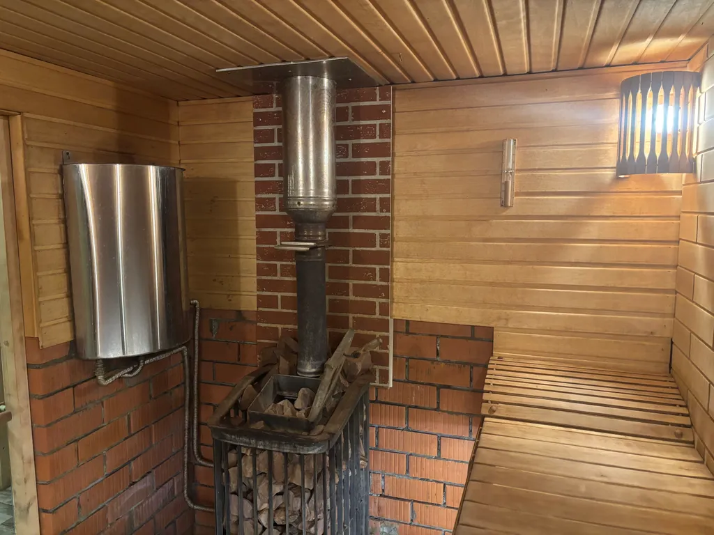 Гостевой комплекс с баней От Зари до Зари