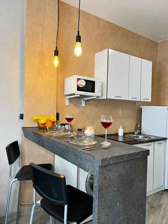 Апартамент возле метро