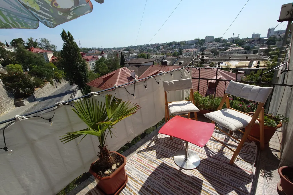 Квартира Уютная двухкомнатная квартира с видом в самом центре города — Севастополь