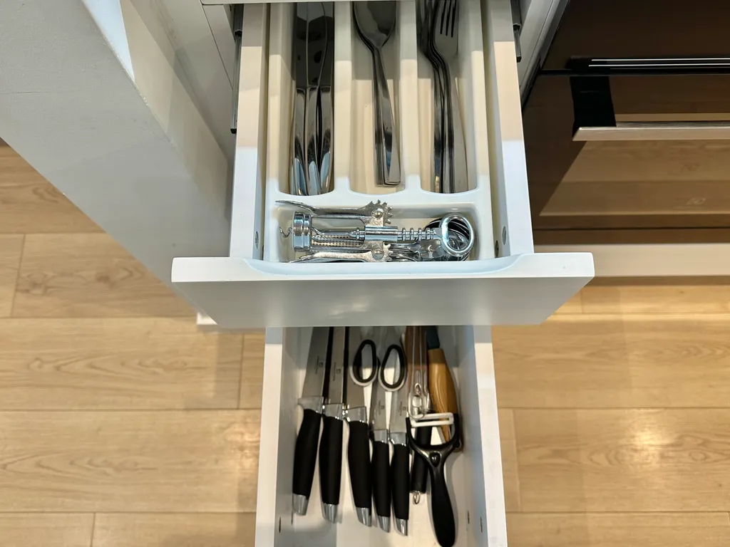 Уютная квартира с бассейном и панорамным видом на море горы и парк