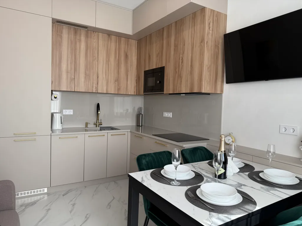 Апартаменты В Изумрудном Городе с дизайнерским ремонтом