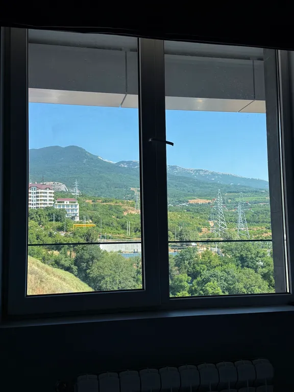 Стильные апартаменты с видом на море и скалы Адалары