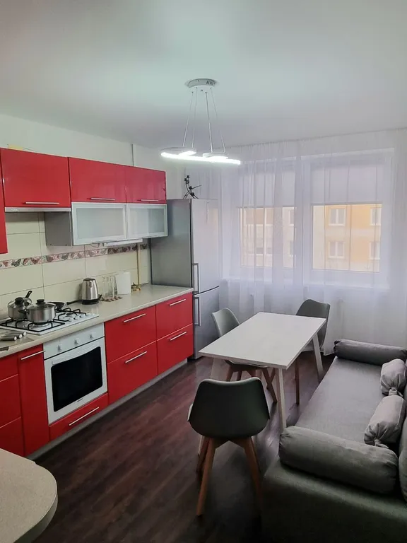 Просторная 2-комнатная квартира в тихом районе