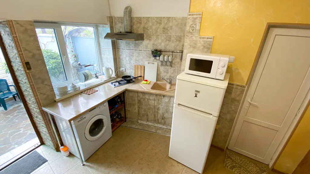 Виноградный дворик