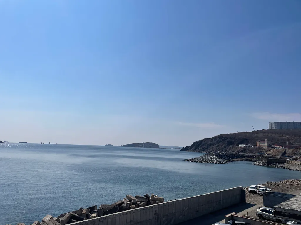 Трехкомнатная квартира у моря с террасой