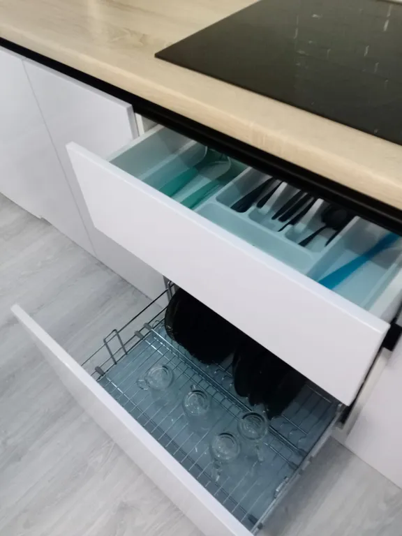 Апартаменты близко к Кремлю, ДС Кристалл, Драматическому театру