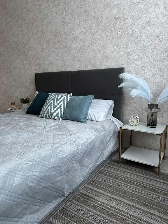 Квартира 2-комнатная Квартира — Тельмана