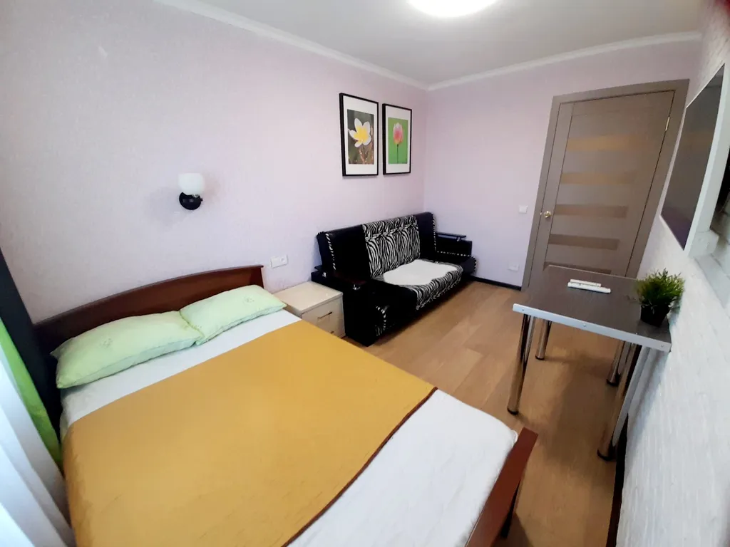 3-х комнатная квартира с хорошим ремонтом, Октябрьский район