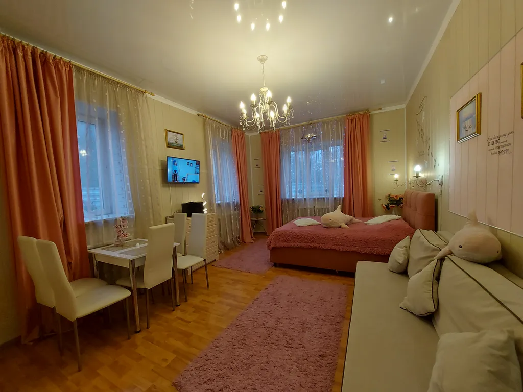 Коттедж Марианна с бильярдом, теннисом, сауной и бассейном