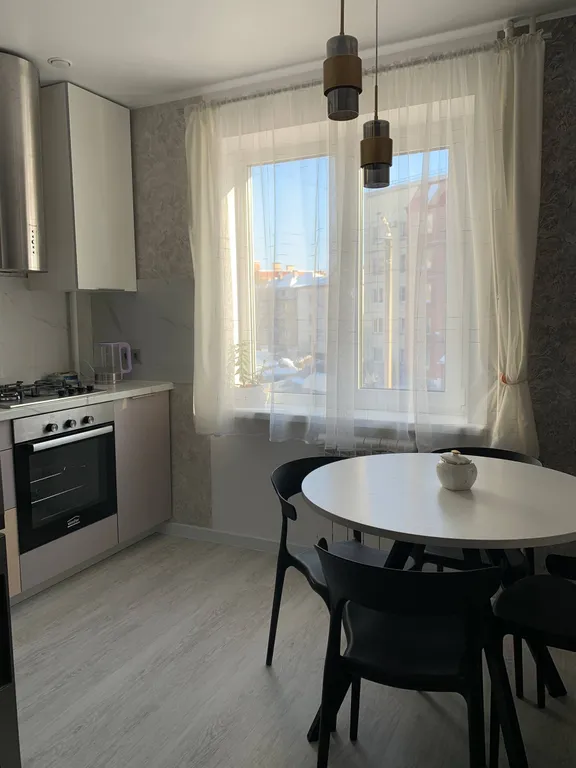 Уютная 1-комнатная квартира с дизайнерским ремонтом на Приморской