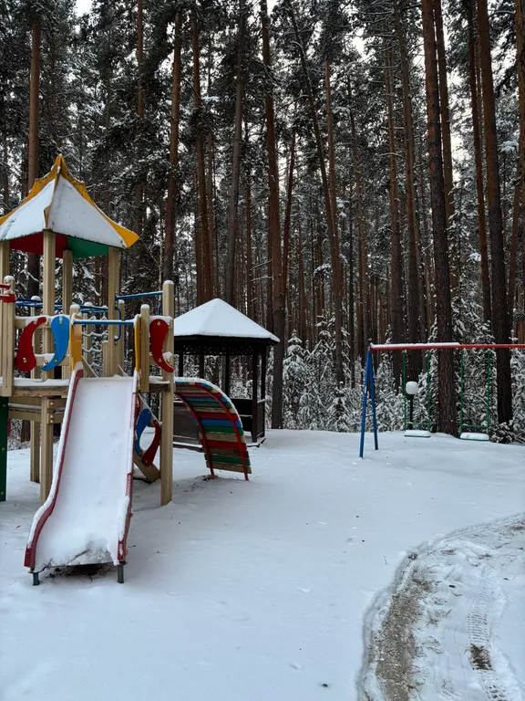 Двухкомнатная квартира на берегу озера Большой Еланчик