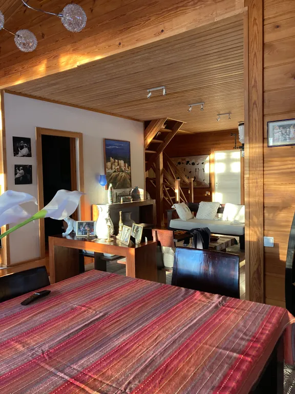 Коттедж золотые пески