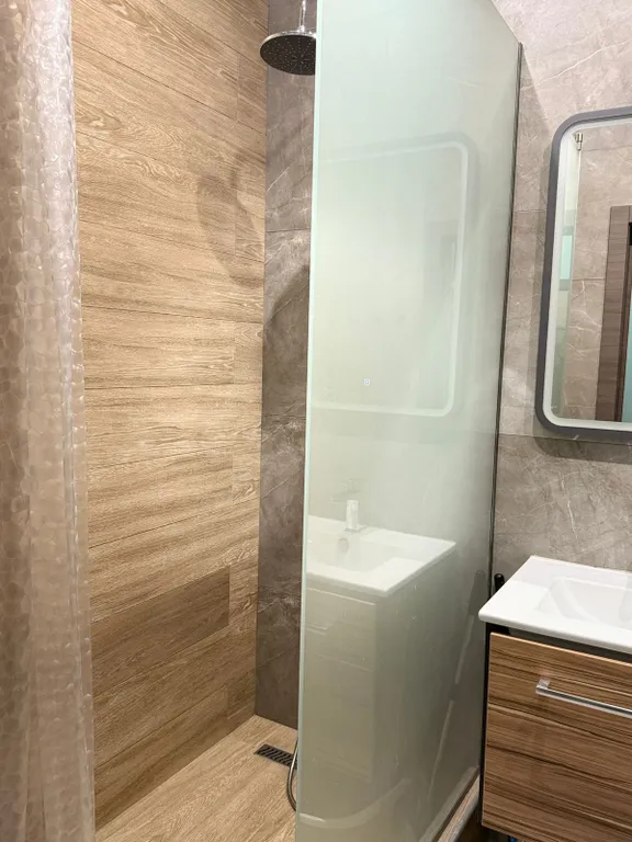 3хкомнатная квартира с тремя лоджиями и видами на горы