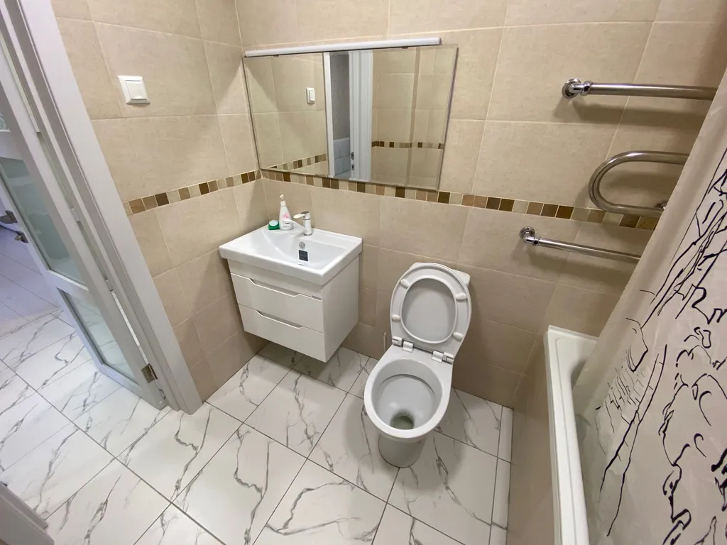 Уютная квартира с современным ремонтом в центре города