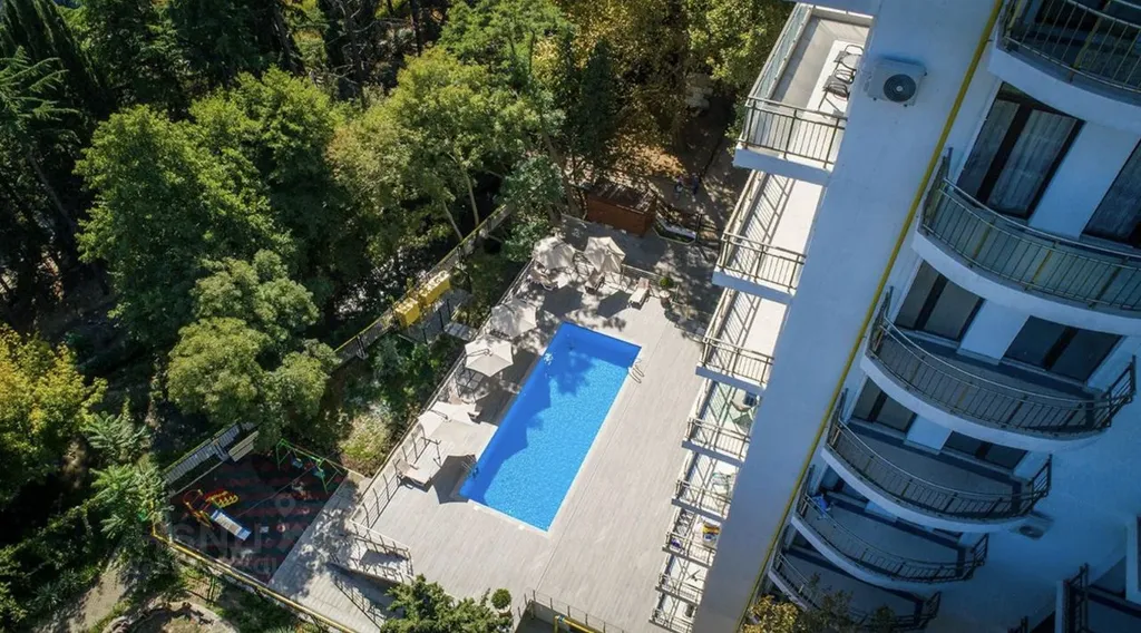 Уютная квартира, со свежим ремонтом, в минуте ходьбы от моря