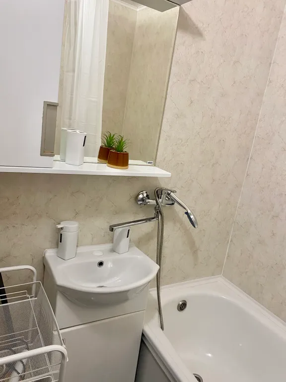 2-х комнатная квартира с балконом У Башни