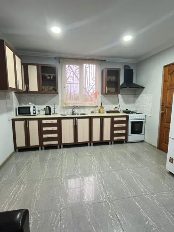 4-комнатный Дом