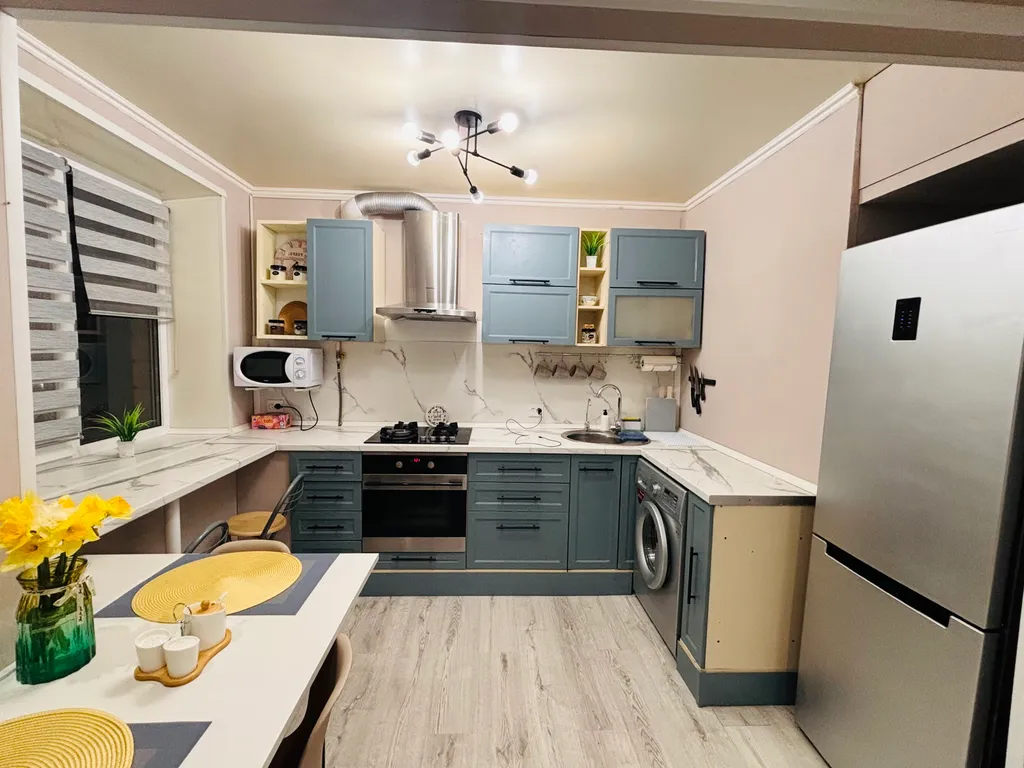 Квартира Уютная и светлая студия в центре — Курск