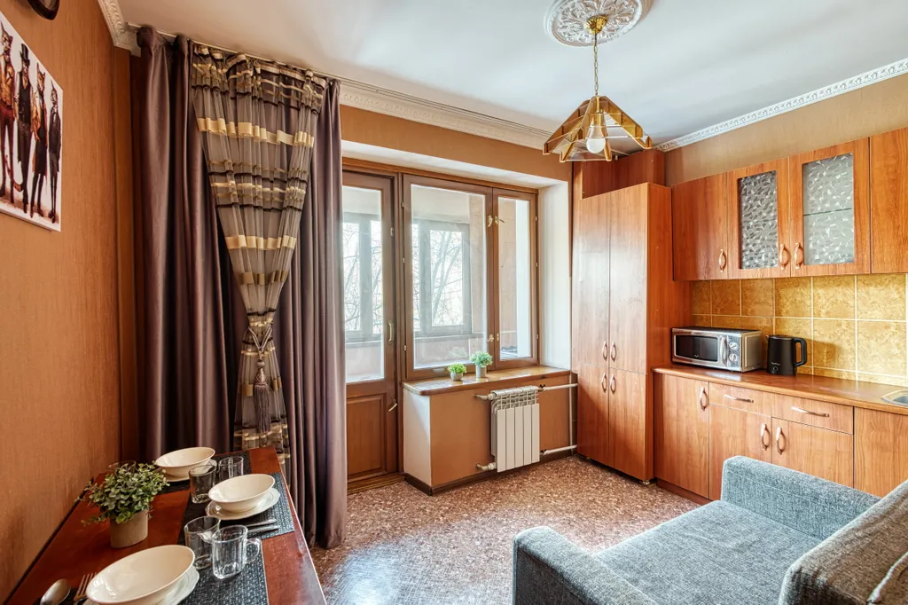 Двухкомнатная квартира у ЦПКиО Алматы, золотой квадрат