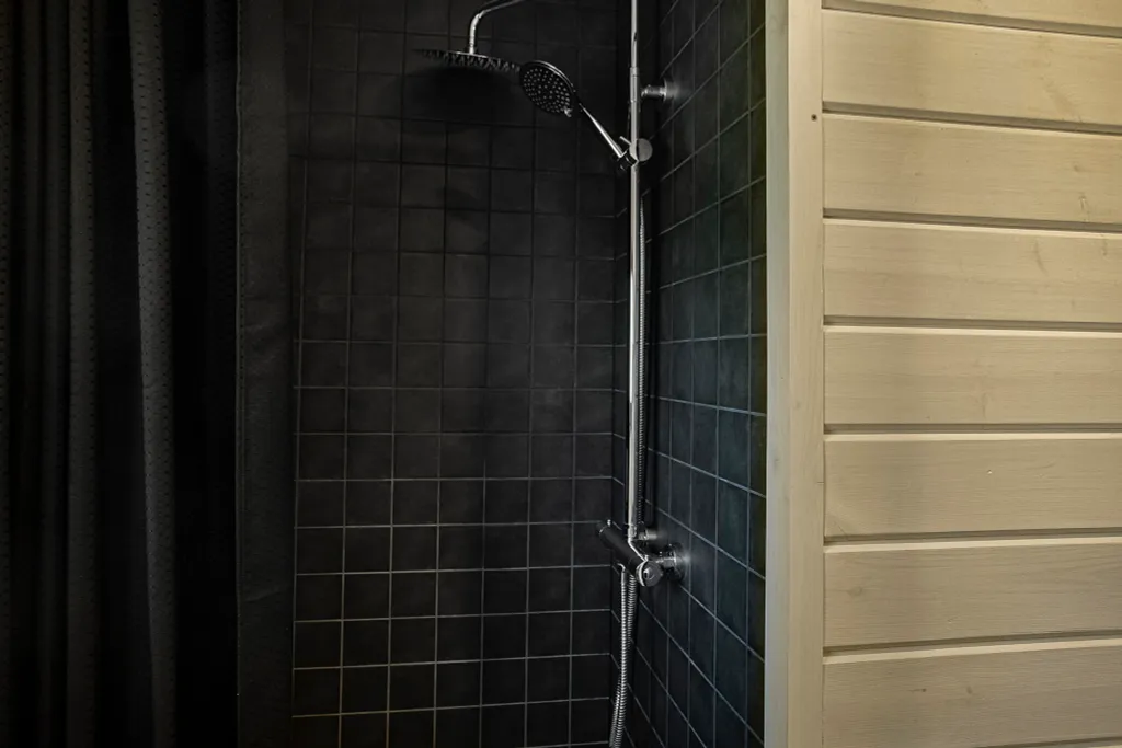 Уютный большой дом с видом на реку