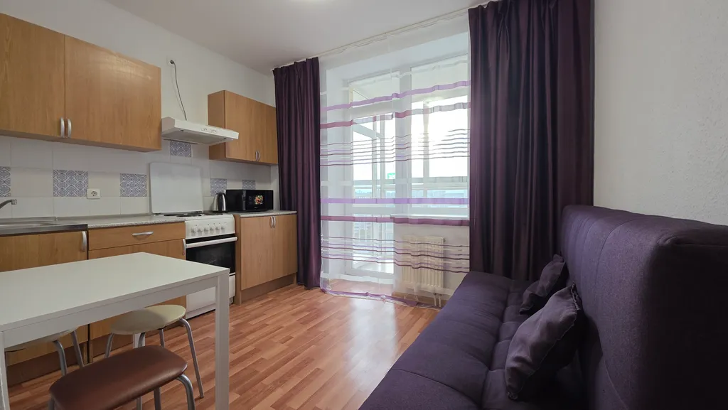 Тут хорошо на Островского