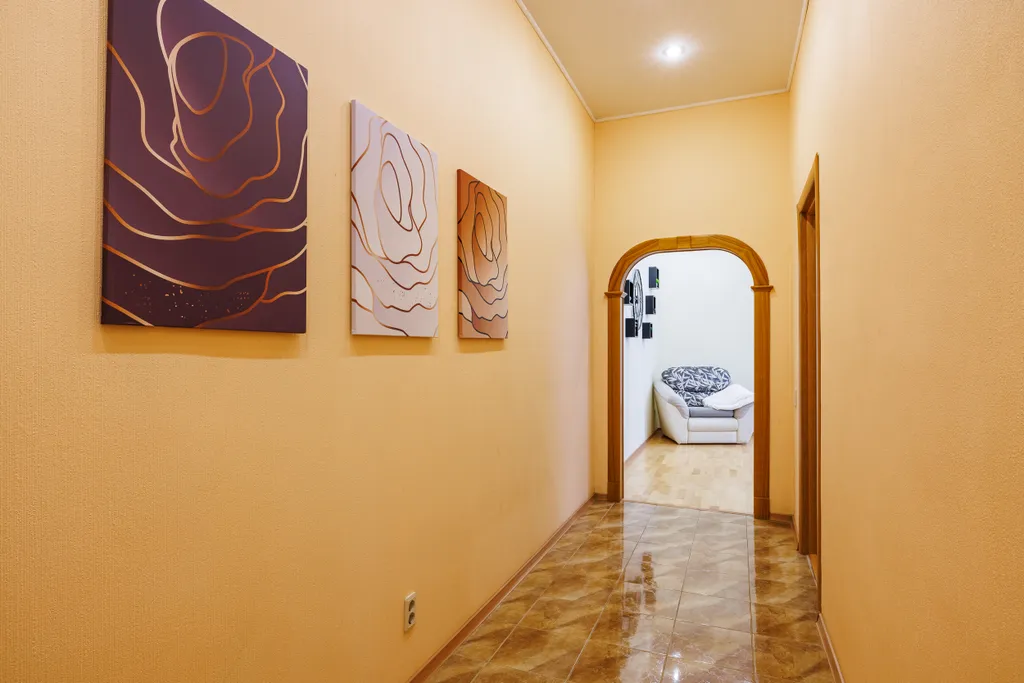 Уникальная квартира с отдельным входом в центре