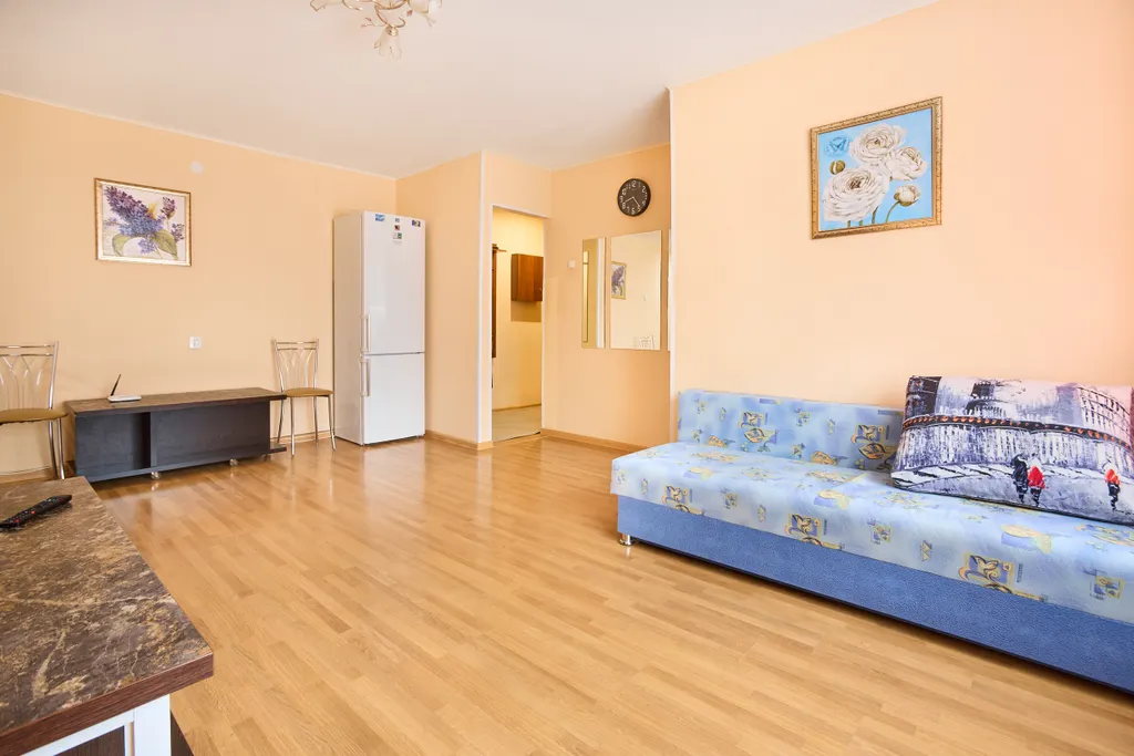 3-комнатная Квартира — аренда посуточно в Петрозаводск