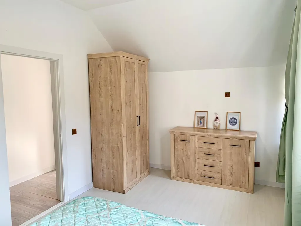 Дом с шикарным видом на горы, с теплым бассейном и баней на дровах