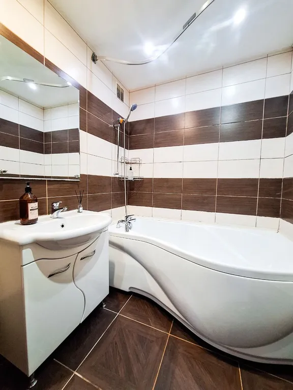 Уютная и просторная двухкомнатная квартира с заселением до 7 человек