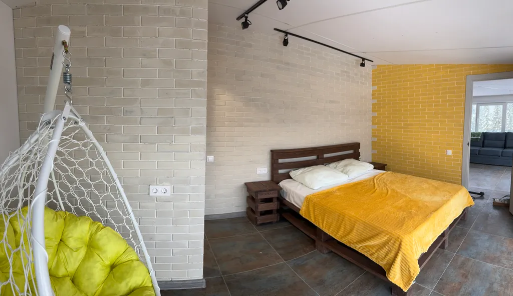 Квартира Комната с панорамными окнами с видом на горы — Шерегеш