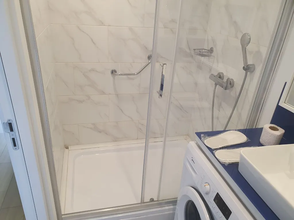 Квартира Квартира Уютная студия с видом на море и горы — Батуми