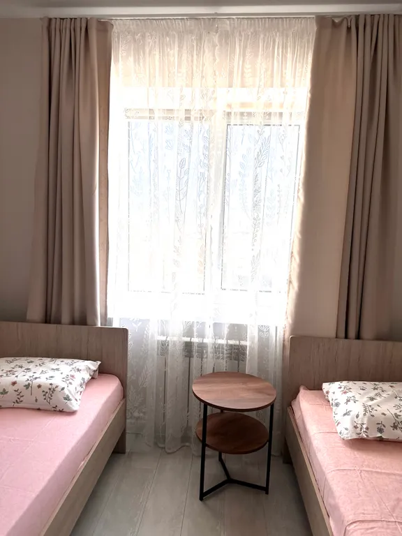 Квартира с кондиционером,бетонным потолком в 5-ти минутах от монастыря