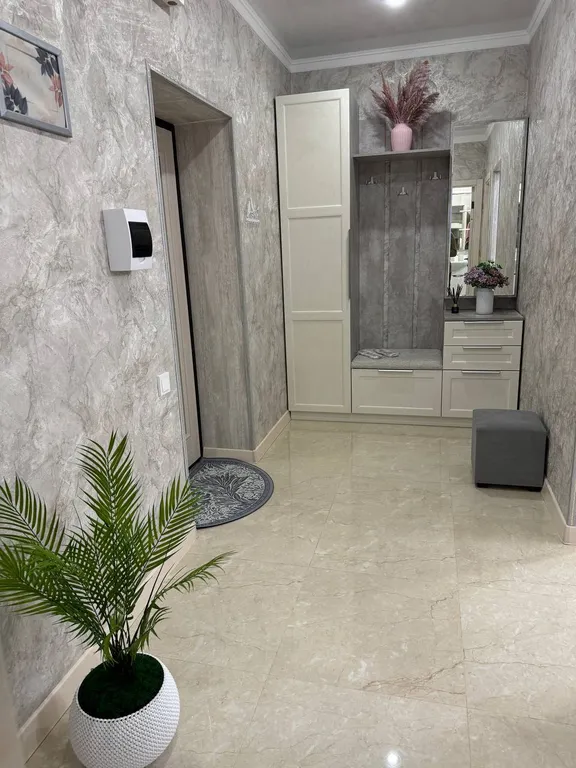 Новая современная квартира