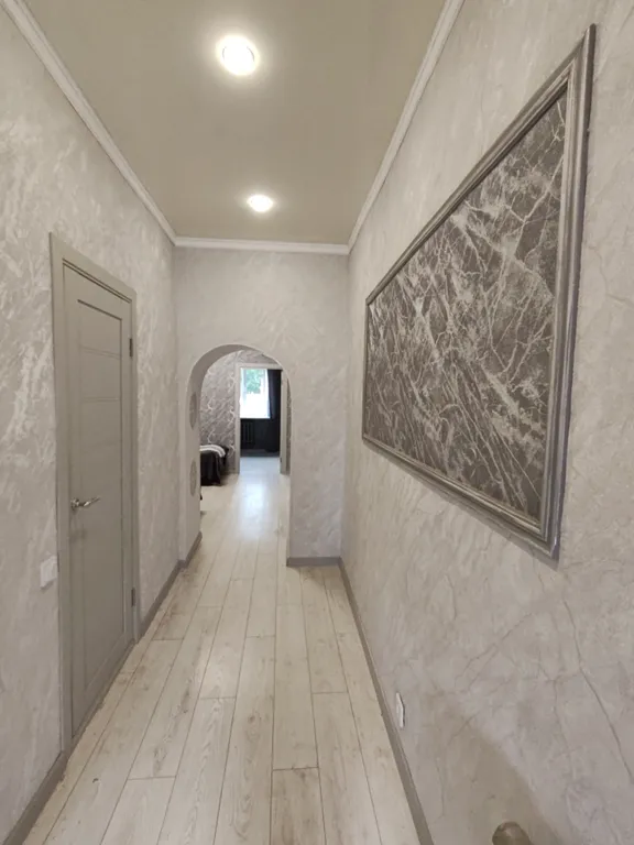 Уютная двухкомнатная квартира с отдельным входом в центре района