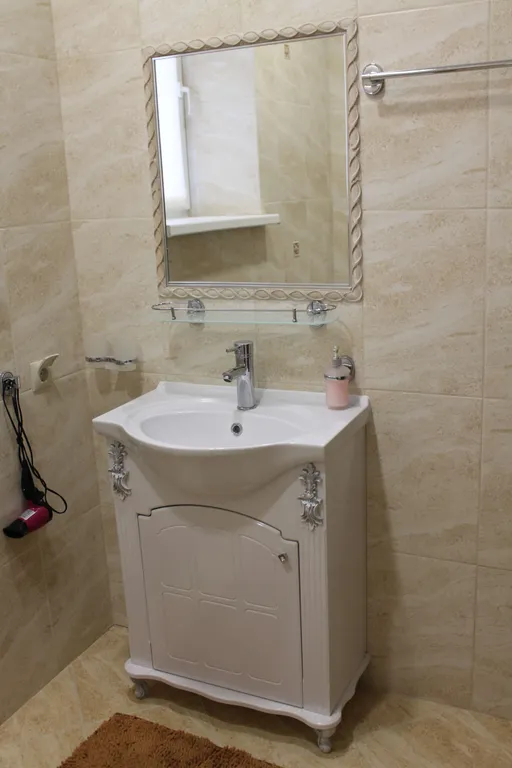 Четырехкомнатные апартаменты с балконом