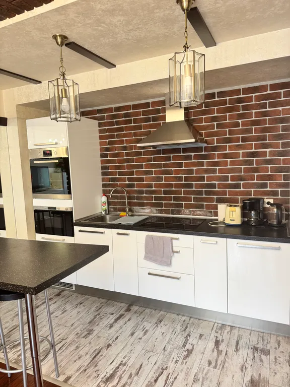 Квартира 3-х комнатная с джакузи, курить запрещено