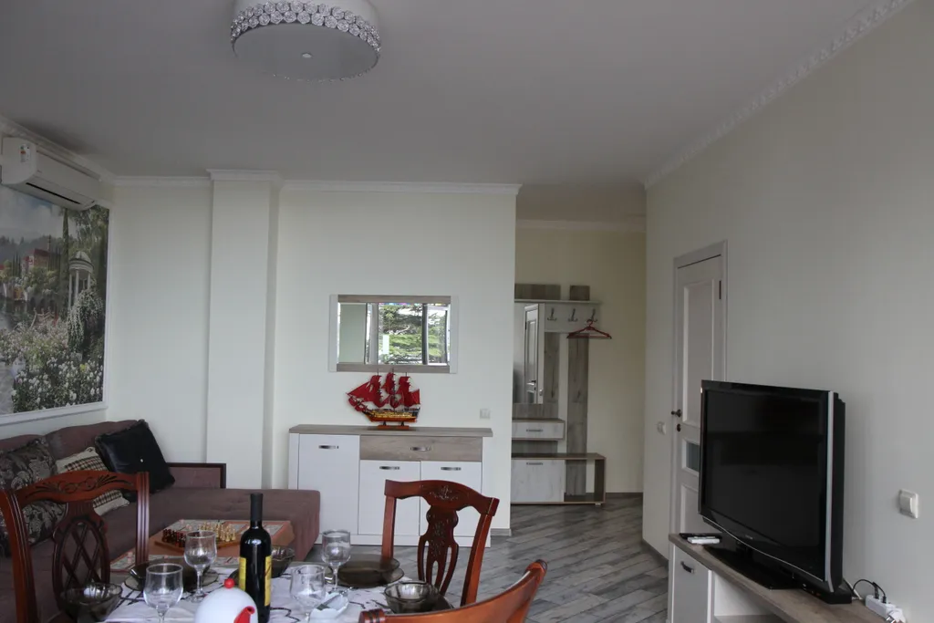 Люкс с видом на море 2 спальнями и балконом 65кв.м 203