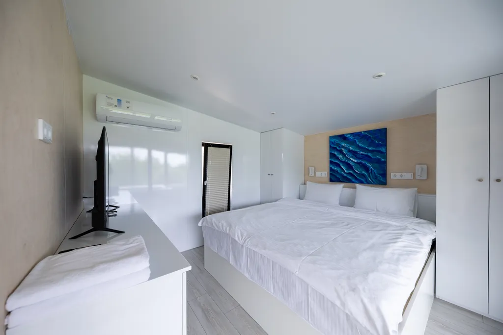 Эко-дом с горячей джакузи и профессиональным грилем на террасе