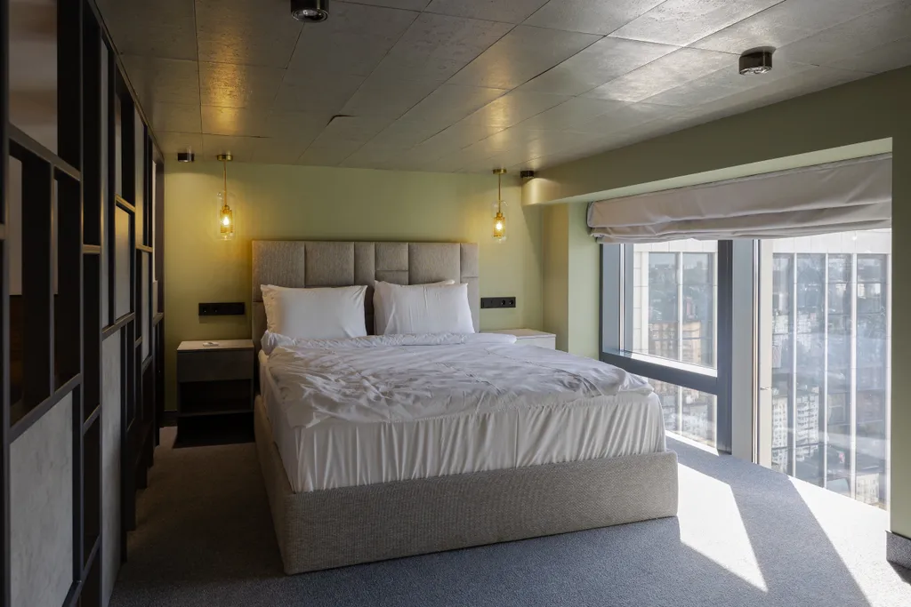 Большой двухуровневый дизайнерский лофт с панорамными видами на Москву