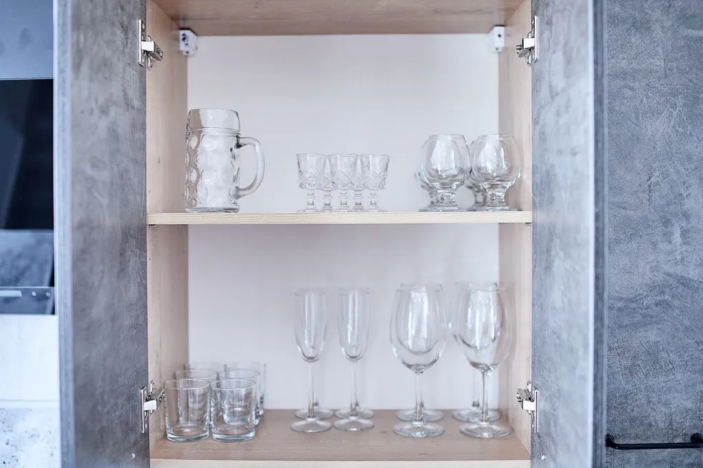 Светлые тёплые апартаменты с видом на горы и город